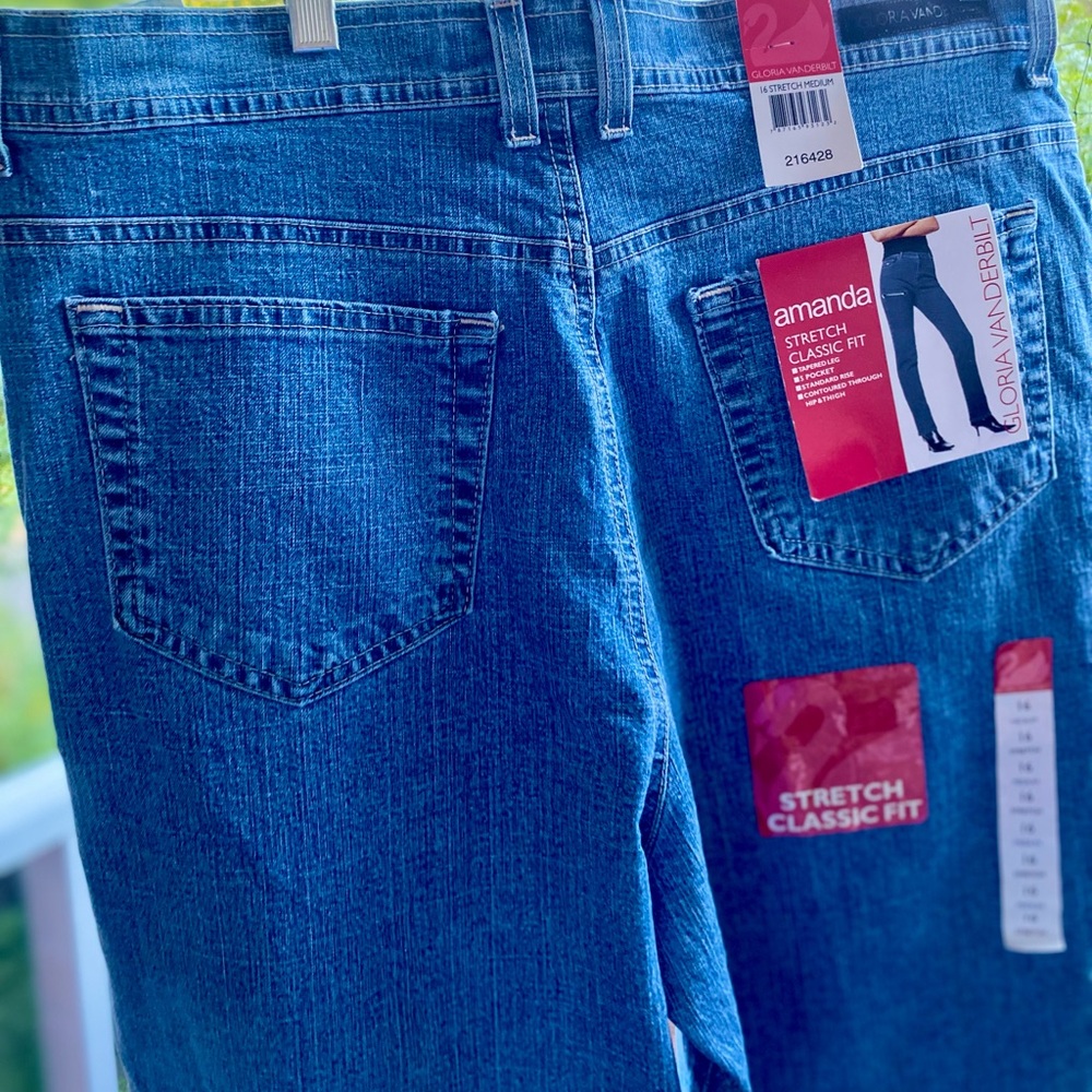 NWT Gloria Vanderbilt Amanda Blue Denim Jeans size 16
